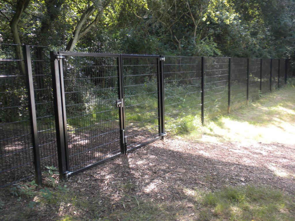 ENKELE TUINPOORT STAALMATVULLING - 1 M BR x 1,4 M HG