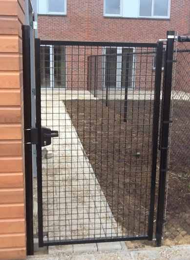 ENKELE TUINPOORT ZWART - 1.5 M BR X 1 M HG