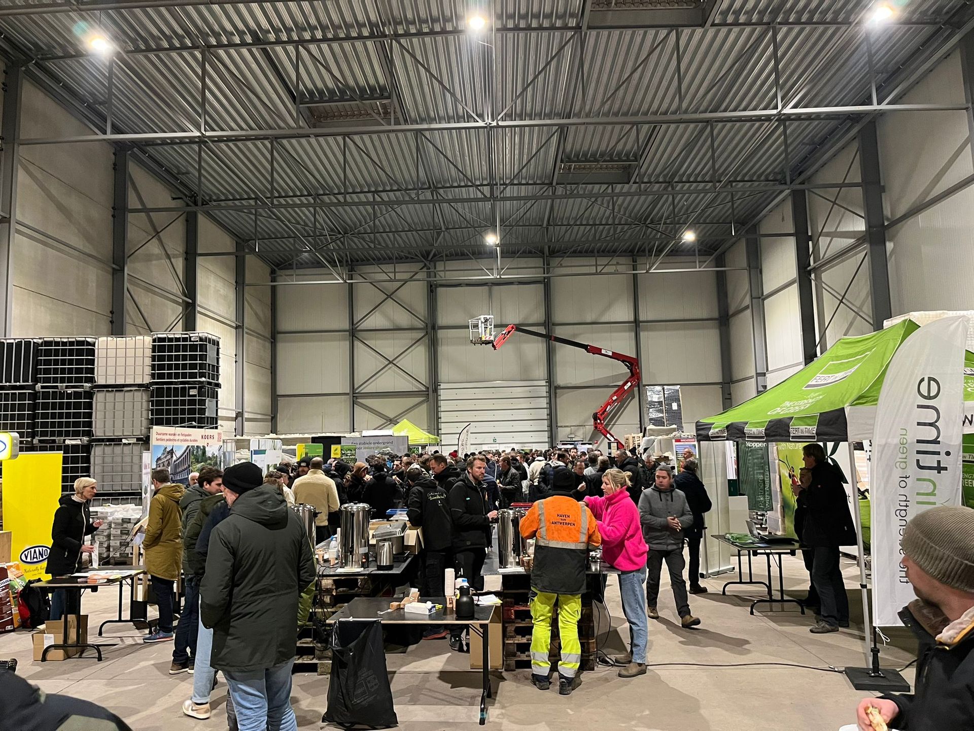 Beurs met leveranciers bij Van den Bergh