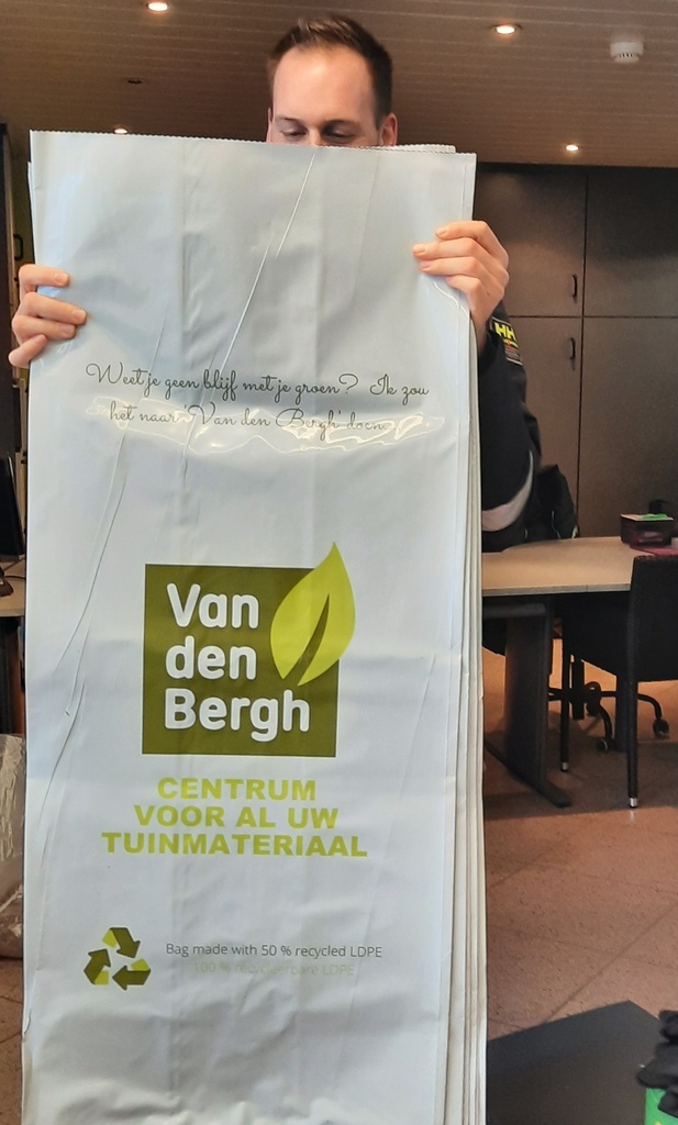 LEGE TURFZAKKEN VDB / ST