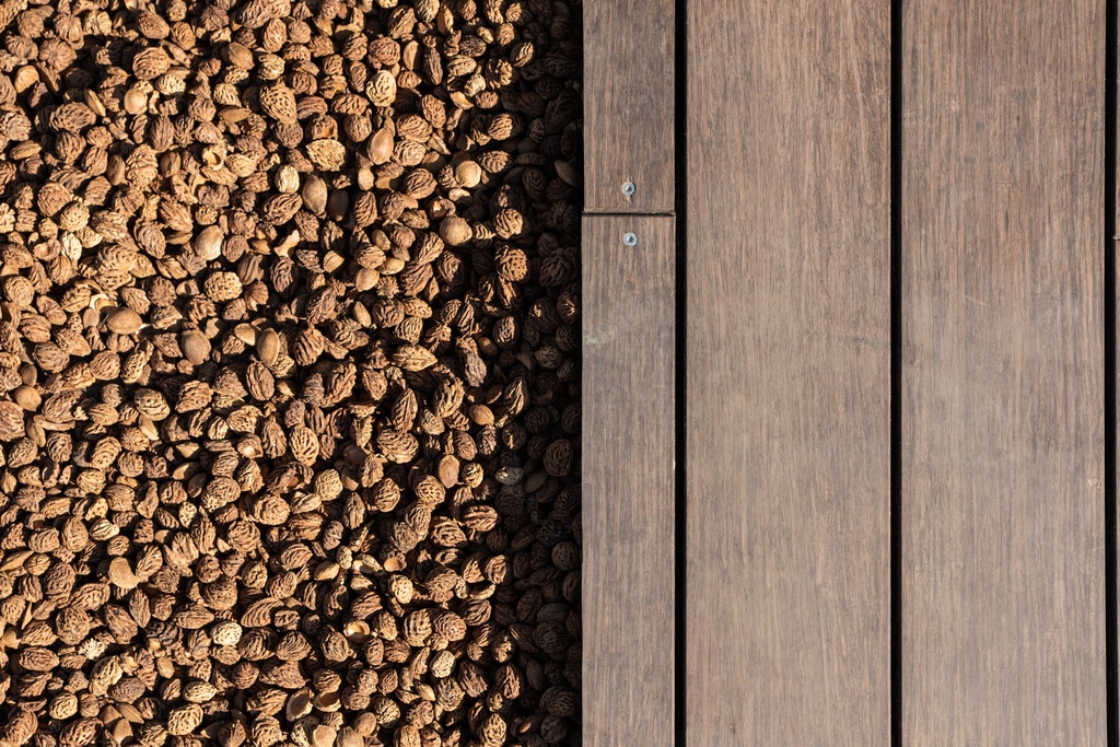 NOCCIOLO HELE PERZIKSTEEN BB 1000L - 30 M²