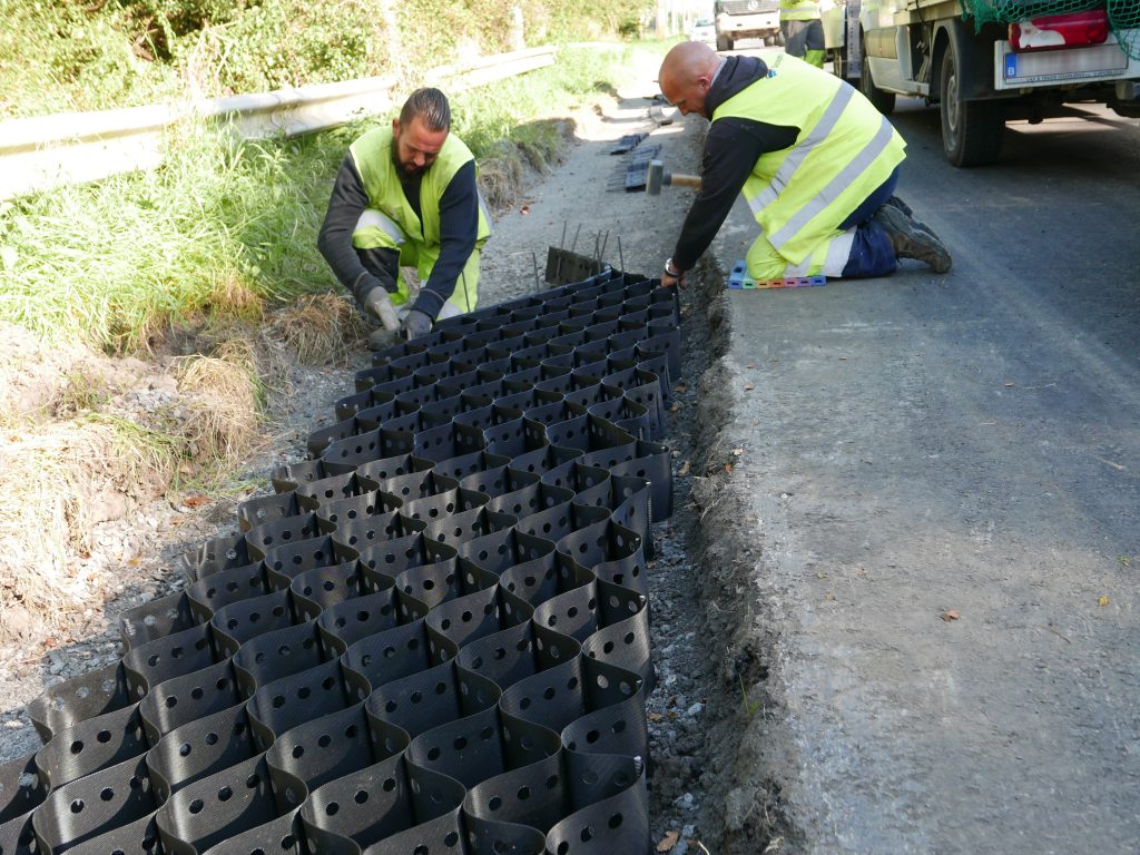 TEXIWEB GWM 100 GEOCELLEN VOOR WEGEN (op bestelling)