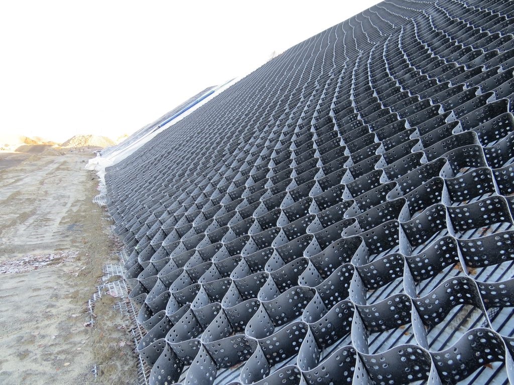 TEXIWEB GWM 150 GEOCELLEN VOOR TALUDS(op bestelling)